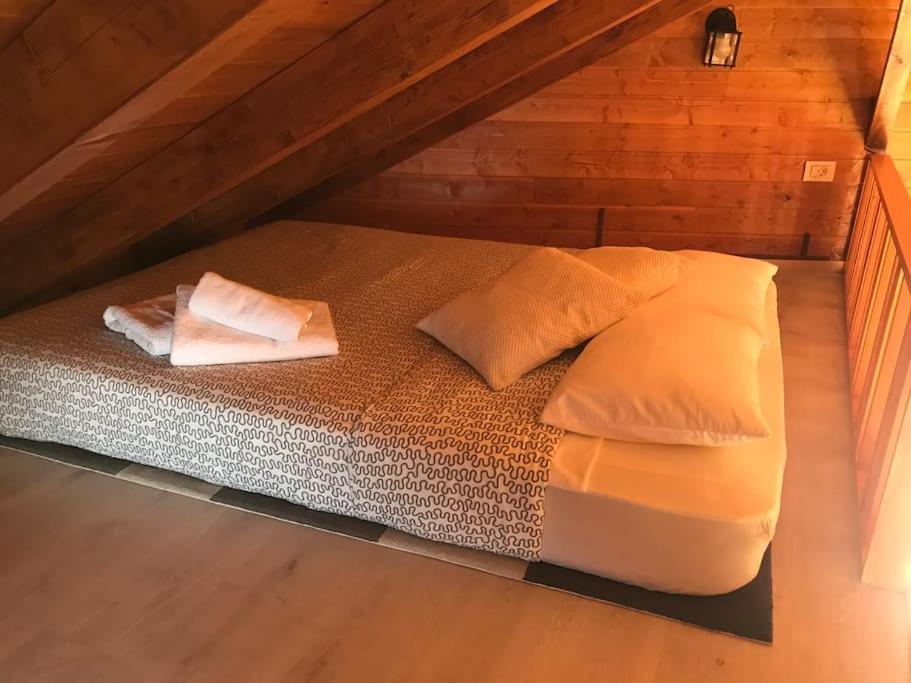לה אורוטבה Cozy Mountain Chalet מראה חיצוני תמונה